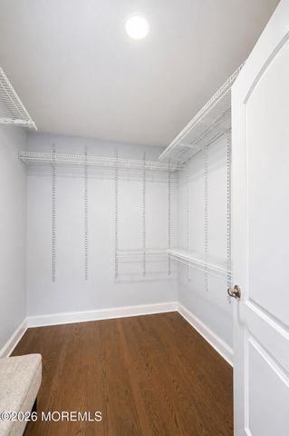 34 W Lincoln Circle, Red Bank, NJ 07701