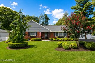 34 W Lincoln Circle, Red Bank, NJ 07701