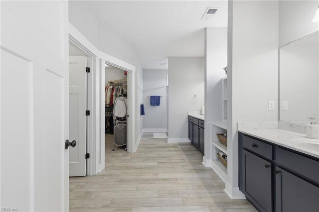 1501 Sanderson RD, Chesapeake, VA 23322