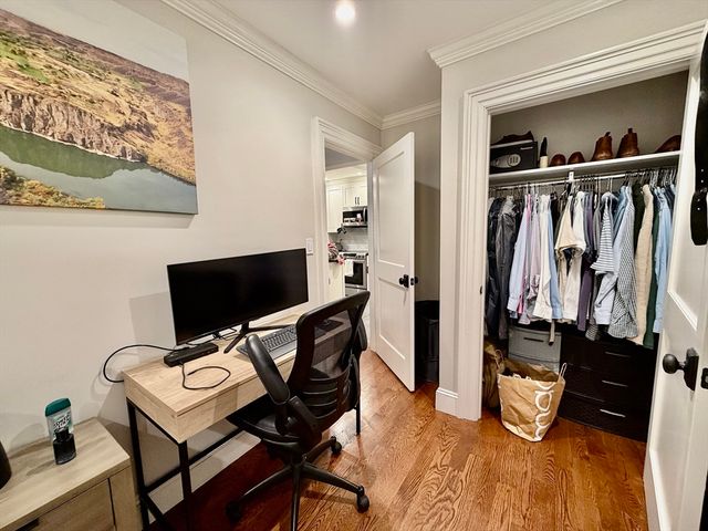20 Lime Street 3, Boston, MA 02108