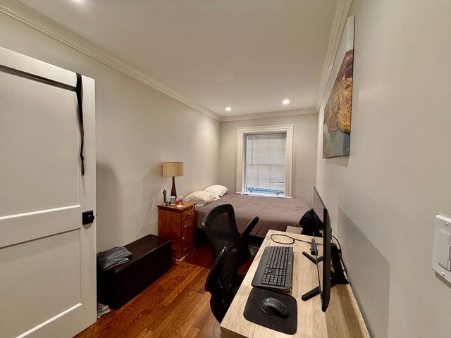 20 Lime Street 3, Boston, MA 02108