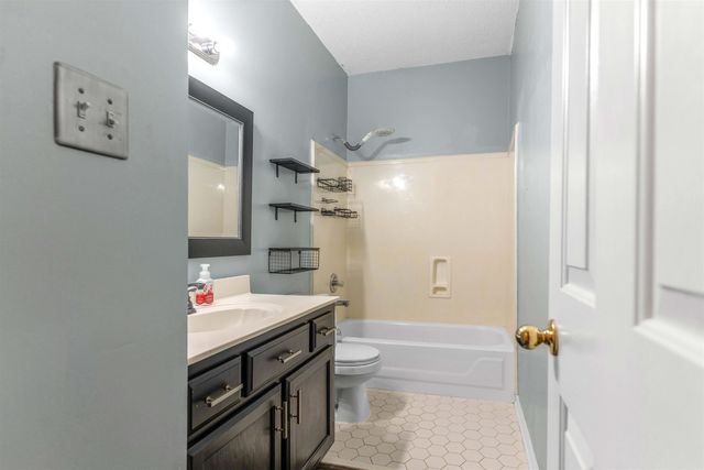 4840 SPRINGTREE DR, Bartlett, TN 38002