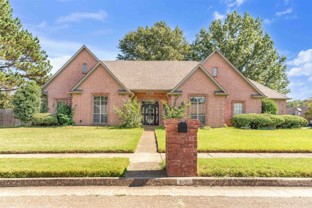 4840 SPRINGTREE DR, Bartlett, TN 38002