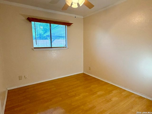 7426 MOUNTAIN OAK TRL, Live Oak, TX 78233