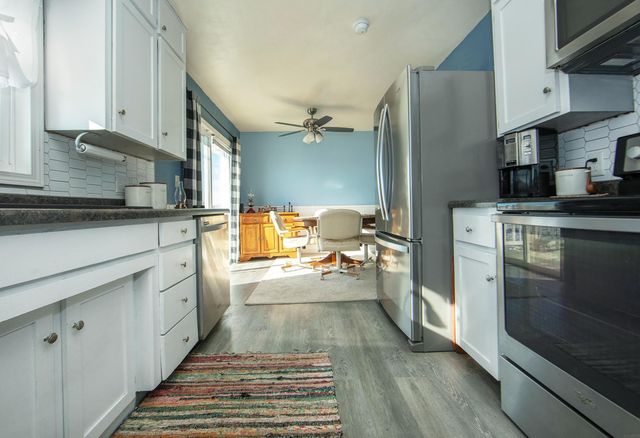 1027 Dorothy, Parkersburg, IA 50665