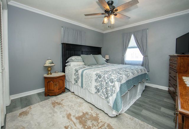 1027 Dorothy, Parkersburg, IA 50665