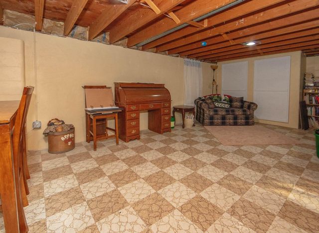 1027 Dorothy, Parkersburg, IA 50665