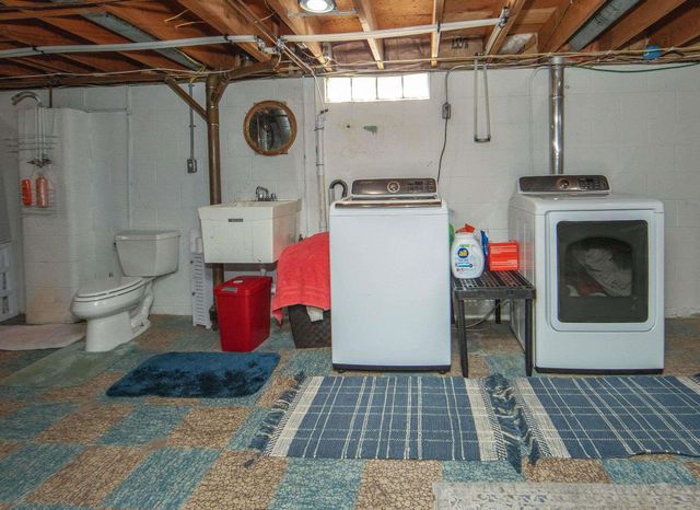 1027 Dorothy, Parkersburg, IA 50665