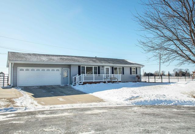 1027 Dorothy, Parkersburg, IA 50665