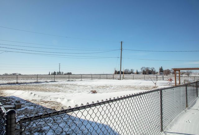 1027 Dorothy, Parkersburg, IA 50665