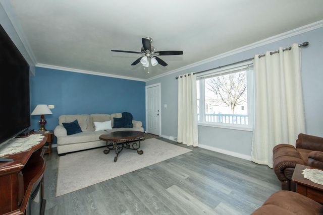 1027 Dorothy, Parkersburg, IA 50665