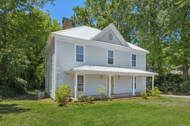 145 S Main Street, Broadway, NC 27505