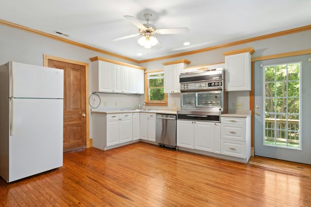 145 S Main Street, Broadway, NC 27505
