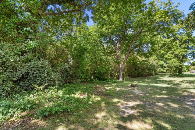 145 S Main Street, Broadway, NC 27505