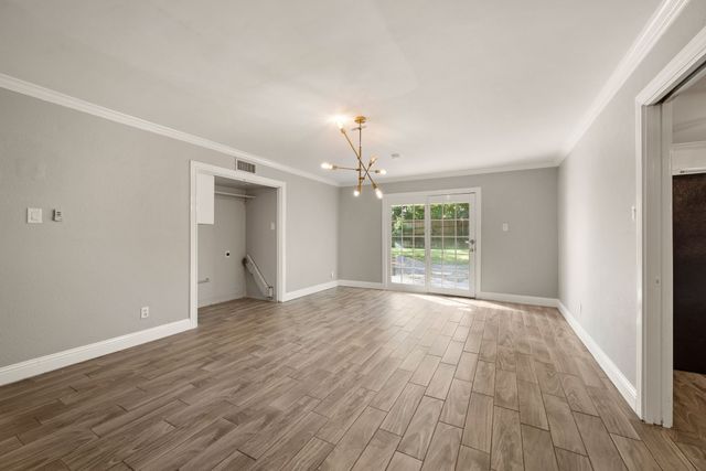 6455 Waverly Way, Fort Worth, TX 76116