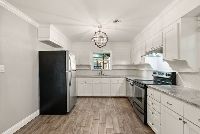 6455 Waverly Way, Fort Worth, TX 76116