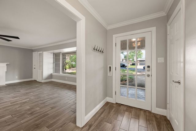 6455 Waverly Way, Fort Worth, TX 76116
