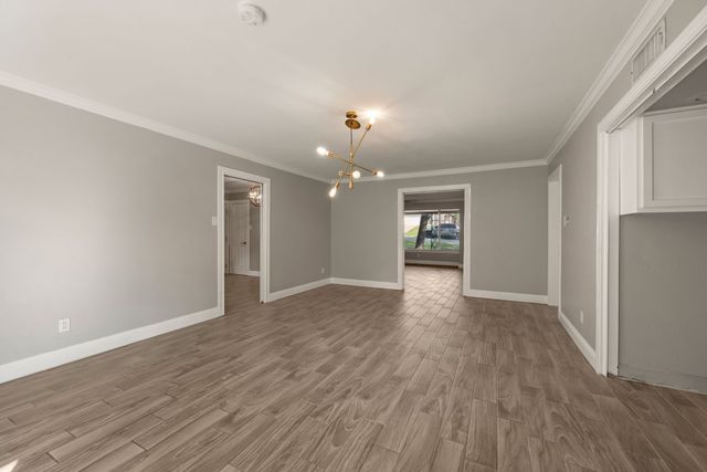 6455 Waverly Way, Fort Worth, TX 76116