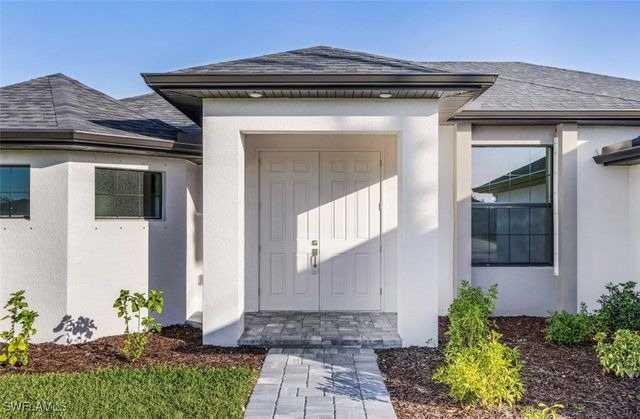 2227 SW 2nd TER, Cape Coral, FL 33991