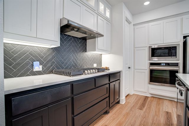 1721 Great Barrier Mews, Celina, TX 75009