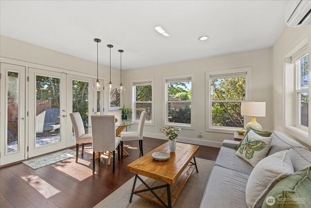 6001 38th Avenue SW, Seattle, WA 98126