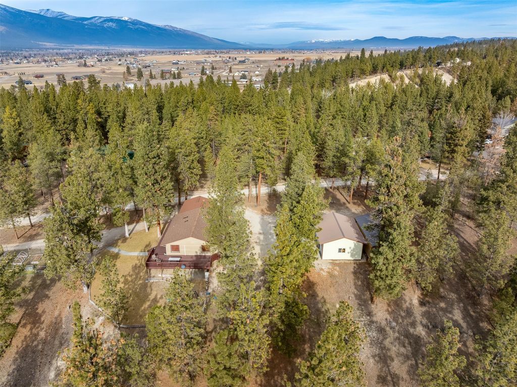 333 Hillview Drive, Stevensville, MT 59870 photo 3
