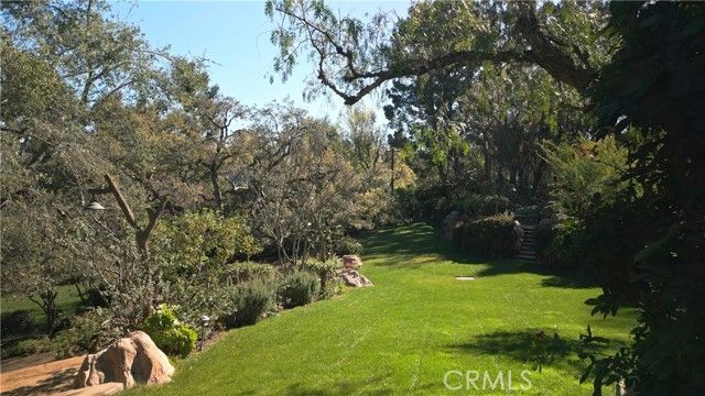 1875 La Cuesta, Tustin, CA 92705