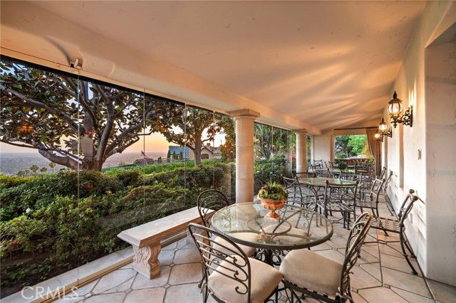 1875 La Cuesta, Tustin, CA 92705