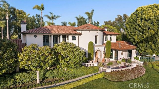 1875 La Cuesta, Tustin, CA 92705