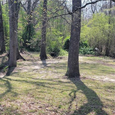 118 Meadows Court, Hiram, GA 30141