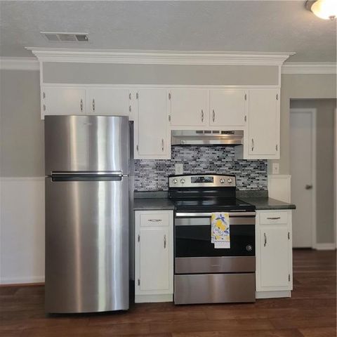 118 Meadows Court, Hiram, GA 30141