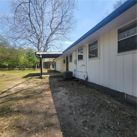 118 Meadows Court, Hiram, GA 30141