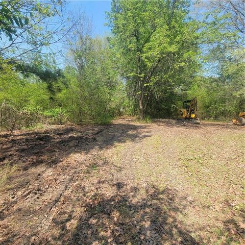 118 Meadows Court, Hiram, GA 30141