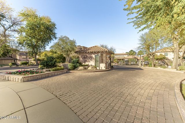 20660 N 40TH Street 2124, Phoenix, AZ 85050