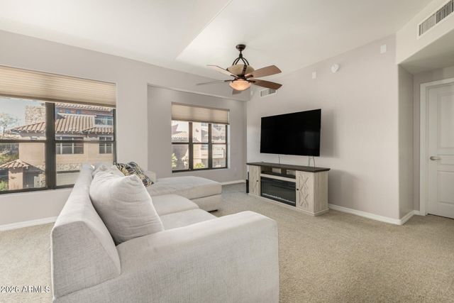 20660 N 40TH Street 2124, Phoenix, AZ 85050