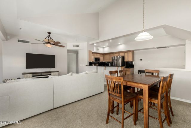 20660 N 40TH Street 2124, Phoenix, AZ 85050