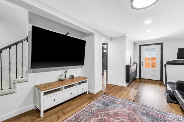 1407 Whispering Creek Drive, Ballwin, MO 63021