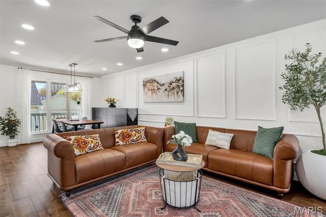 1407 Whispering Creek Drive, Ballwin, MO 63021