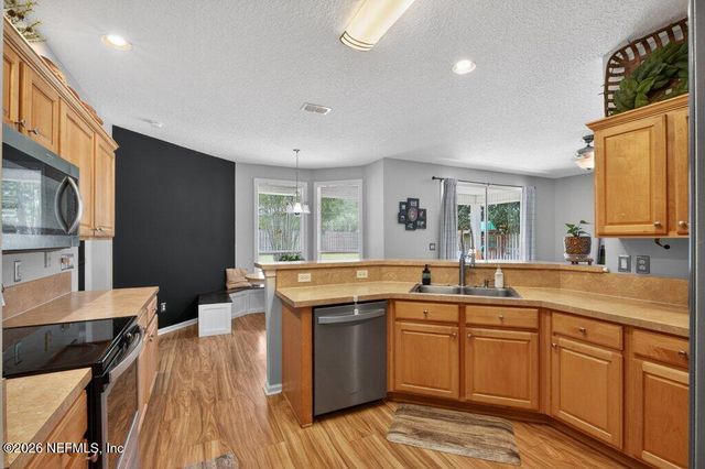 401 TWIN OAKS Lane, St. Johns, FL 32259
