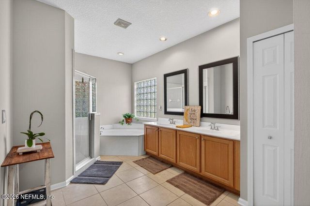 401 TWIN OAKS Lane, St. Johns, FL 32259