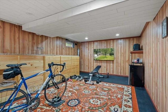 7 Caroline Dr, Milford, MA 01757