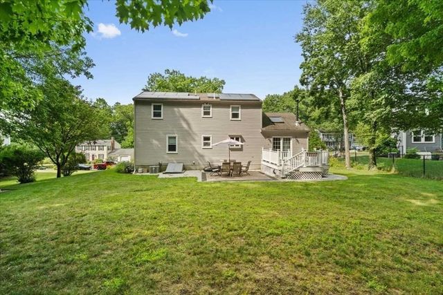 7 Caroline Dr, Milford, MA 01757