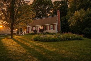 7 Caroline Dr, Milford, MA 01757
