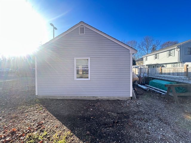 13 Elm Court 2, Easton, MA 02356