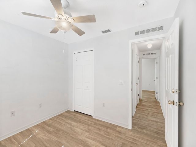 2575 12th Square SW, Vero Beach, FL 32968