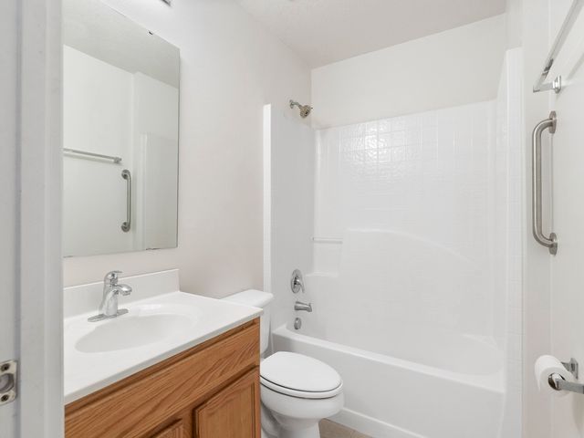 2575 12th Square SW, Vero Beach, FL 32968