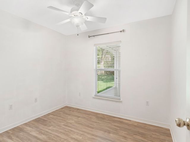 2575 12th Square SW, Vero Beach, FL 32968