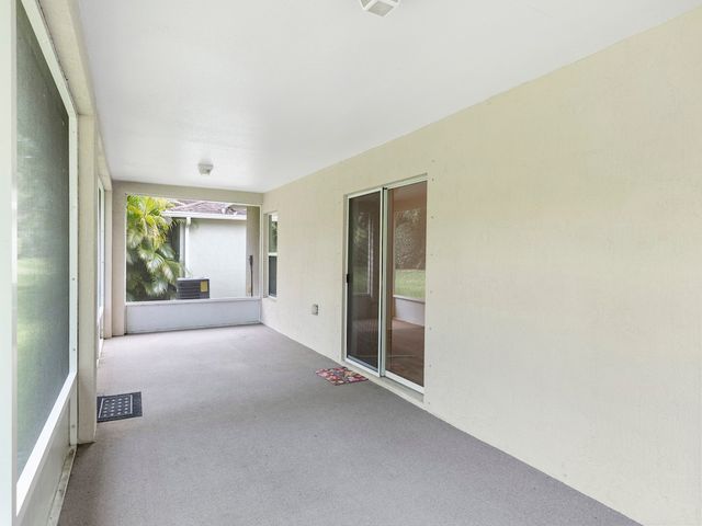 2575 12th Square SW, Vero Beach, FL 32968