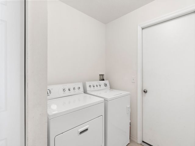 2575 12th Square SW, Vero Beach, FL 32968