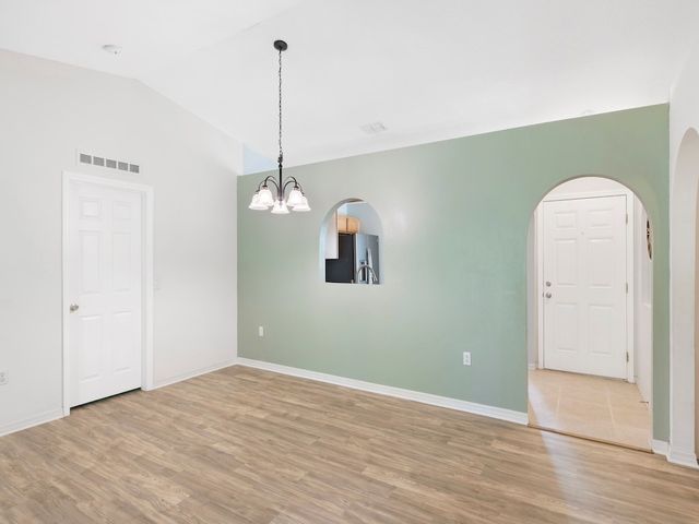 2575 12th Square SW, Vero Beach, FL 32968